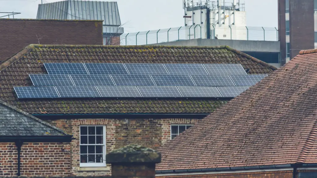Manchester Scientists Solve Solar Cell Defect